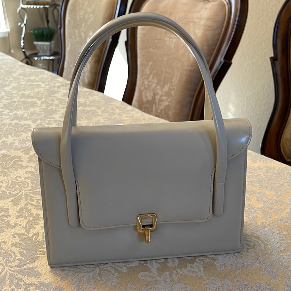 Kam Lung Co vintage fine calfskin ivory leather handbag